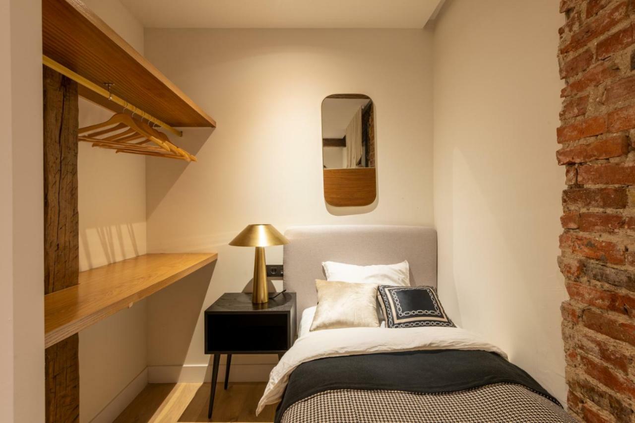 Safari Ac By Staynnapartments Bilbao Bagian luar foto