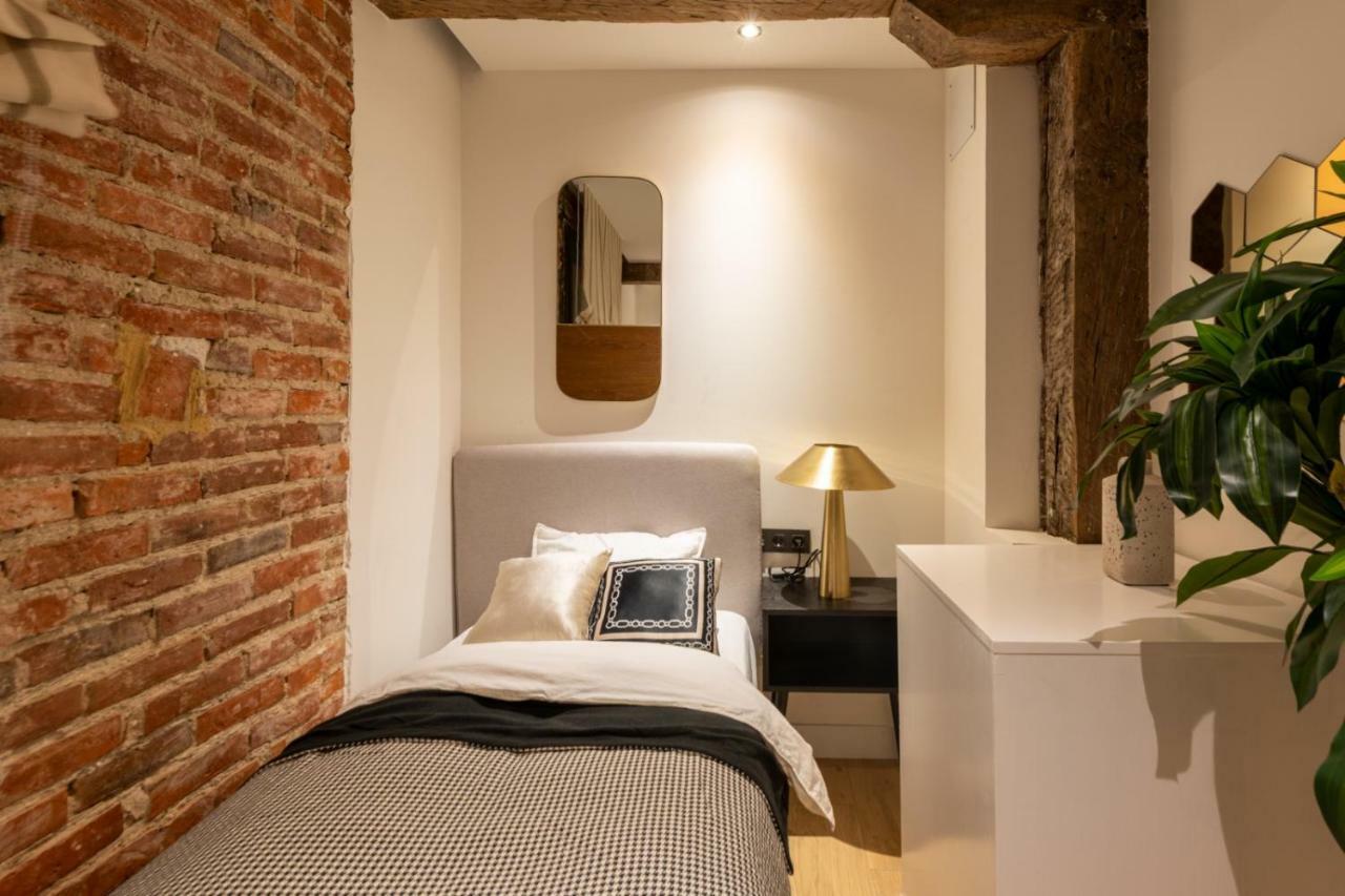 Safari Ac By Staynnapartments Bilbao Bagian luar foto